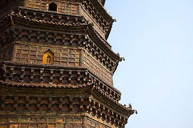 小岛秀夫庆祝61岁生日 西岛秀俊送了一把玩具霰弹枪